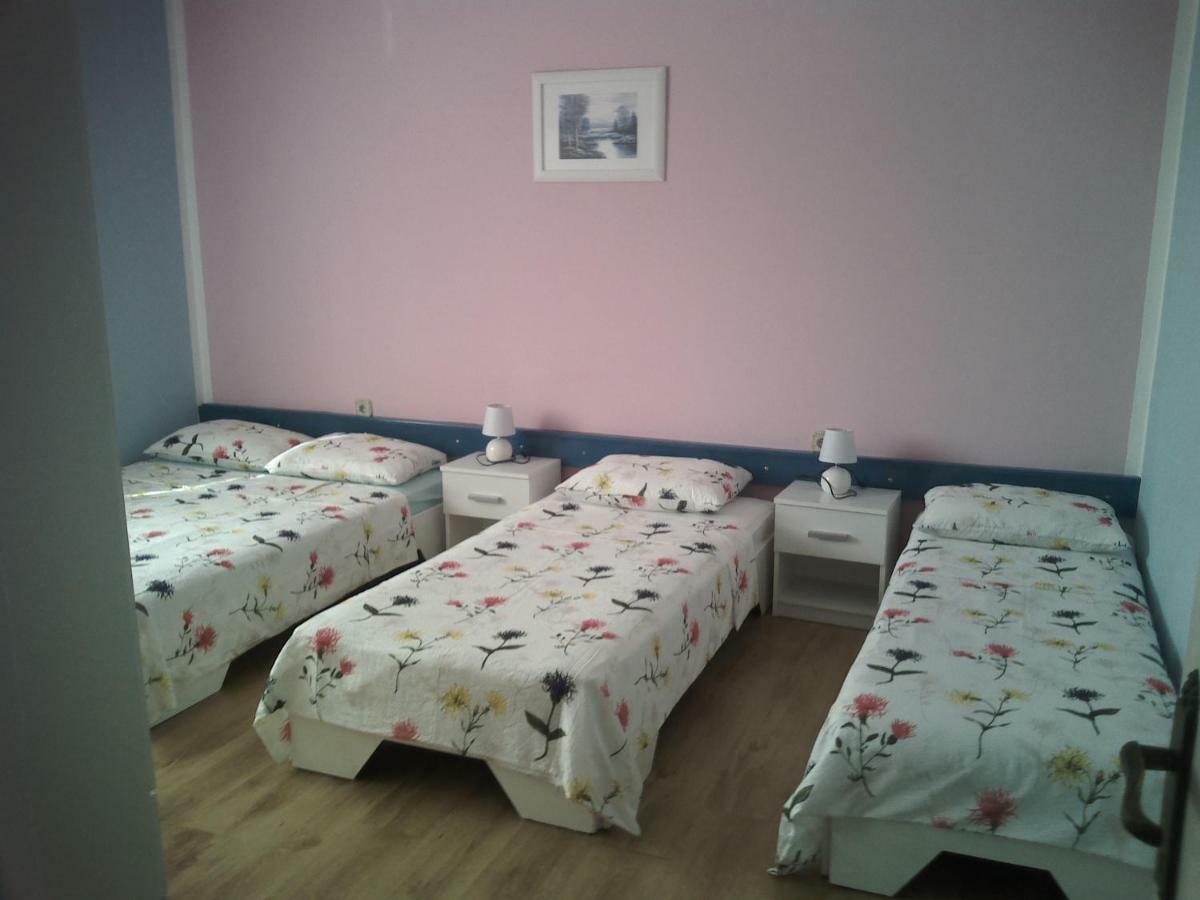 Apartments Ella 포레치 외부 사진